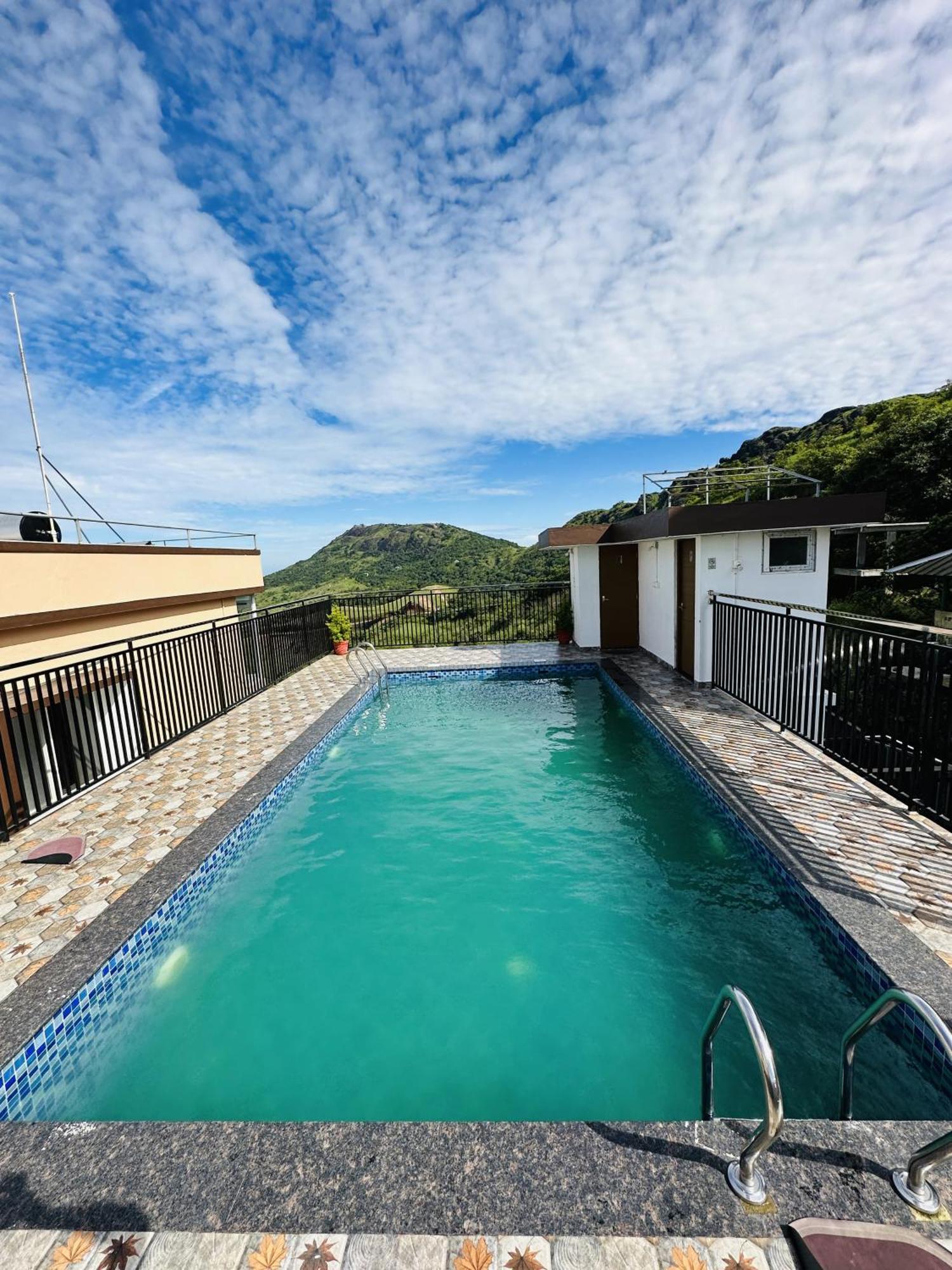 Himasailam Pool Resort Vagamon Exteriér fotografie
