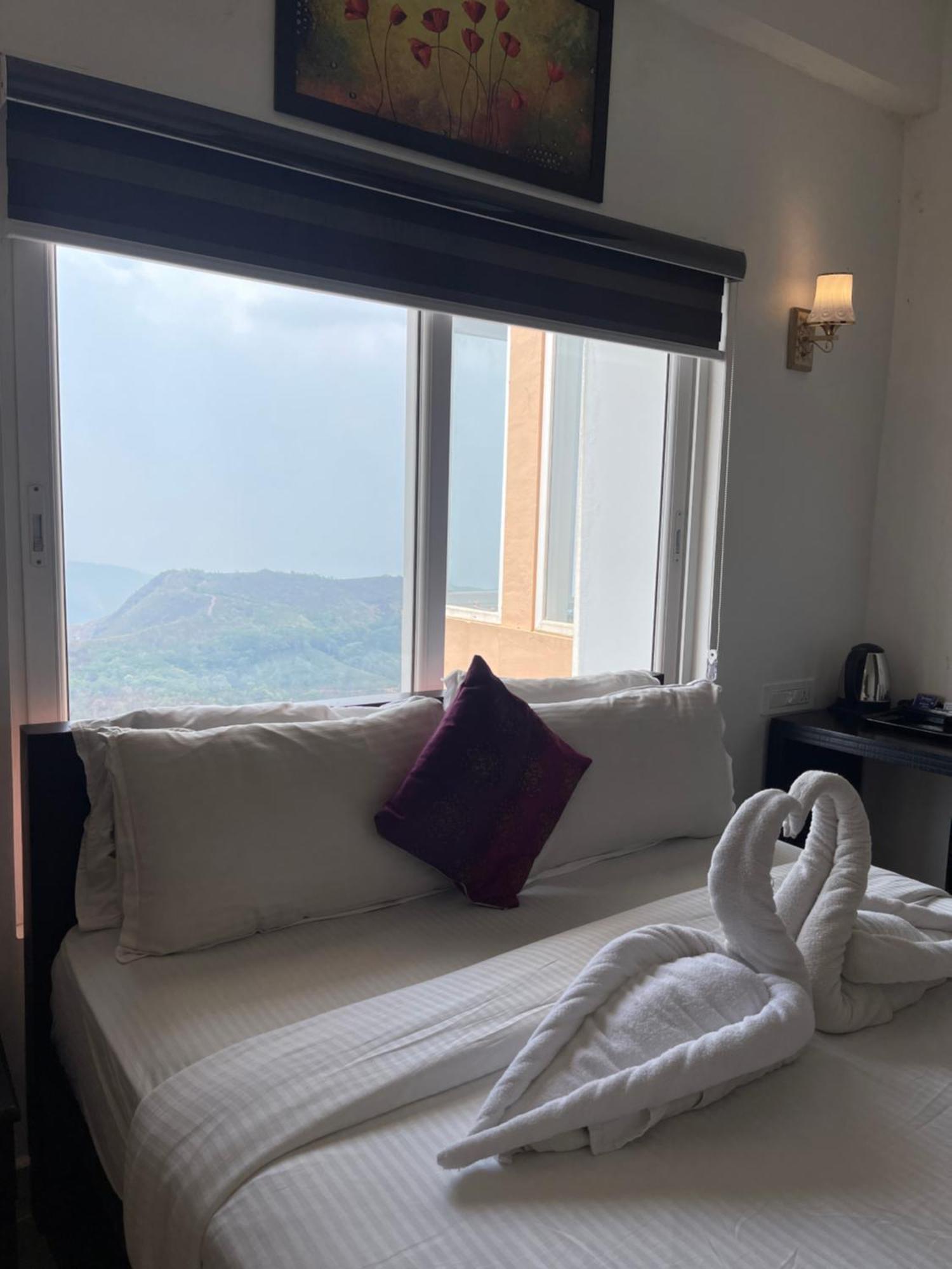 Himasailam Pool Resort Vagamon Exteriér fotografie